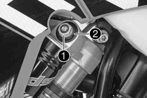 TUNING THE CHASSIS 36 Turn clockwise to increase damping; turn counterclockwise to reduce damping. 9.