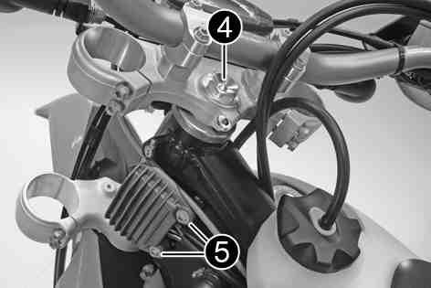 High viscosity grease ( p. 112) Insert the lower triple clamp with the steering stem. Mount the upper steering head bearing.