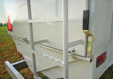 Flexible for Roughage and Grains The grain-auger option