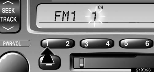 AUDIO (b) Presetting a station (c) Selecting a station Your Lexus has an electronic tuning radio (ETR). Tune in the desired station using one of the following methods. 21X093 21X094 1.