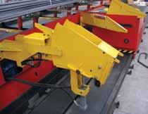 62 fps 5,6 11,2 rpm 4 12 rpm DIAMETRO PERNI The second motorized roller conveyor, complete with lateral discharge, can increase the storage capacity.