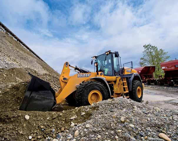 F-SERIES WHEEL LOADERS 1021F 1121F TIER 4 INTERIM More productivity 100% of available torque is transmitted to the wheels, delivering optimum pushing power.