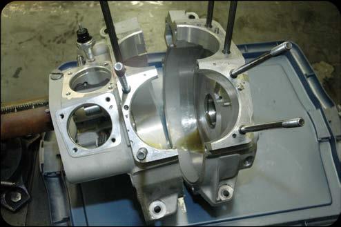 V-twin crankcase that is vertically split in the
