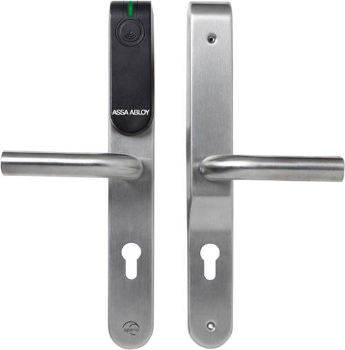 E100 EURO Standard escutcheons Product description Communication from hub via RS485 bus to the Online Access Control System (addressable) - access decision in the EAC system Can be used with all