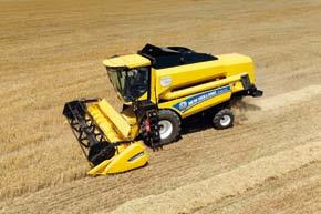 Powered by a 6cyl, 175hp engine, and equipped with a 5000L grain tank, the smallest machine in New Holland s combine range packs a big punch.