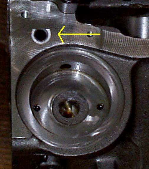 DRY SUMP SYSTEM If a dry sump oiling system is used you must plug the inlet hole in the rear main cap or the hole in the block underneath the rear main cap.