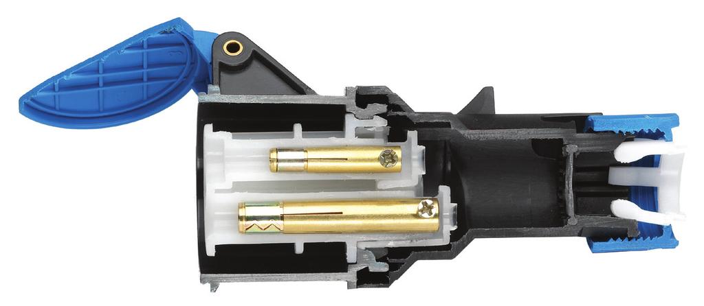 Pin & Sleeve Construction MULTIMAX Connectors Reference The spring-loaded cover automatically protects against dirt and splashed water when the connector is not engaged.