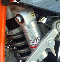 KTM Superenduro 849 Long-Distance Travel Tank Conversion, KTM 950 Super Enduro Super Enduro riders can now enjoy the benefits of the long-distance suitability of their motorbikes to the full.