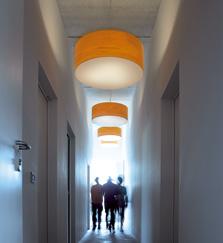 SUSPENSION Gea / LARGE SUSPENSION by Mariví Calvo References Info Wood shade cols SGEA S E26 UL SGEA S UL Light Emission Direct / Diffused 20 Ivy White 21 Natural Cherry 22 Natural Beech 24 Yellow 25