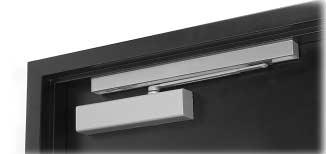 8000 Series Door Closers APPLICATIONS Pull Side Push Side Slide Track Whether pull or push side mounted, slide track provides the designer with the smoothest lines available in a surface mounted door