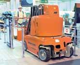 Its 500-lb capacity and long running electric powered drive boost productivity.