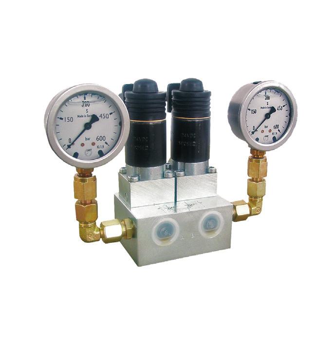 Differential pressure switch The differential pressure switch is used to optimize the changeover from line 1 to line 2.