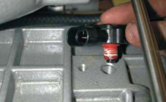 Ensure that the orange MAP sensor seal is not damaged, as it will