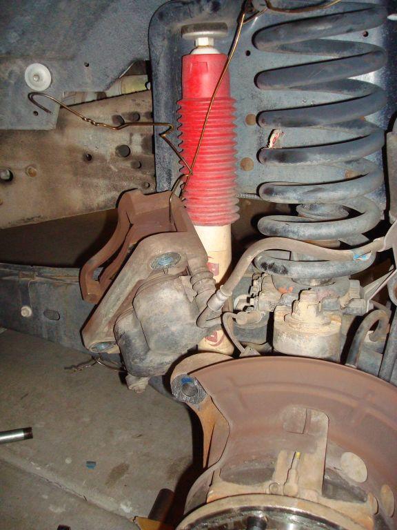 Parts required: two 5C3Z*4A322*AA = hub / steering knuckle o-ring two AC3Z*1S175*A = updated axle shaft "dust seal" two 5C3Z*3254*A = steering knuckle / axle shaft seal upper and lower ball joints (