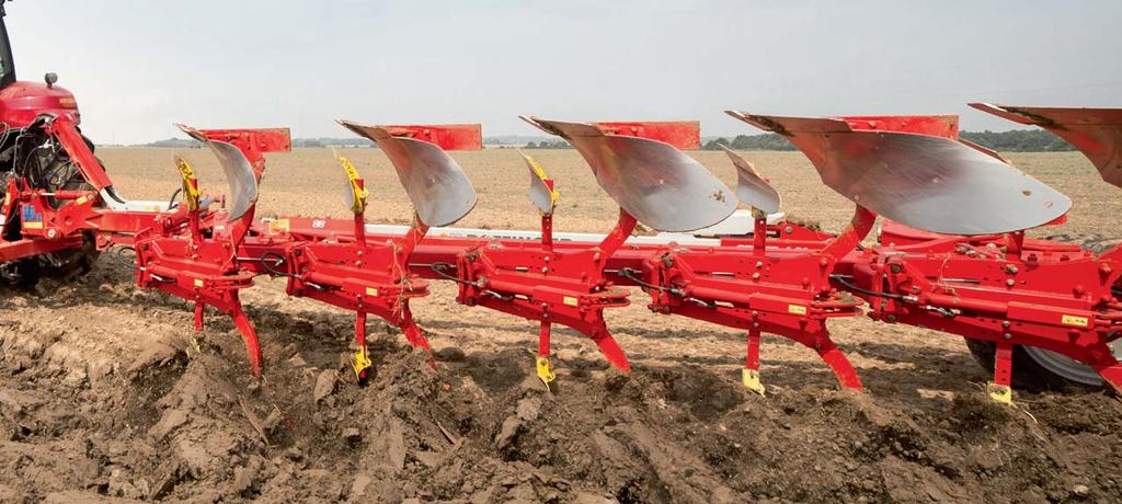 Long, curved, mouldboard 27 Wc DURASTAR (1) Low drag resistance, well suited to working on slopes. Ideal for ploughing meadow and flat land with good furrow clearance.