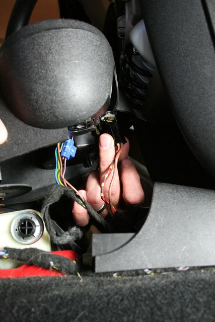 connect the BLACK wire from the gauge to the BROWN ground wire on the cigarette lighter wiring harness. 6. Connect RED wire from the gauge to a 12V (+) ignition source.