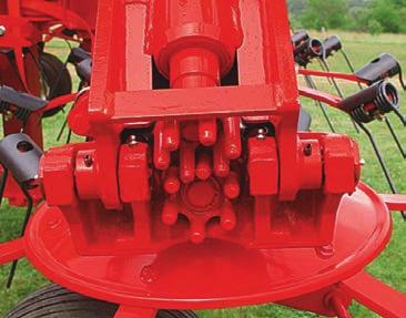 advantages of powerful springs with those of hydraulic suspension. - The hydraulic suspension stabilizes the machine when maneuvering on headlands, no matter the field conditions.