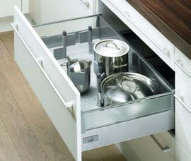 99 Pot-and-pan-drawers perfectly organised: Keeping saucepans and lids in