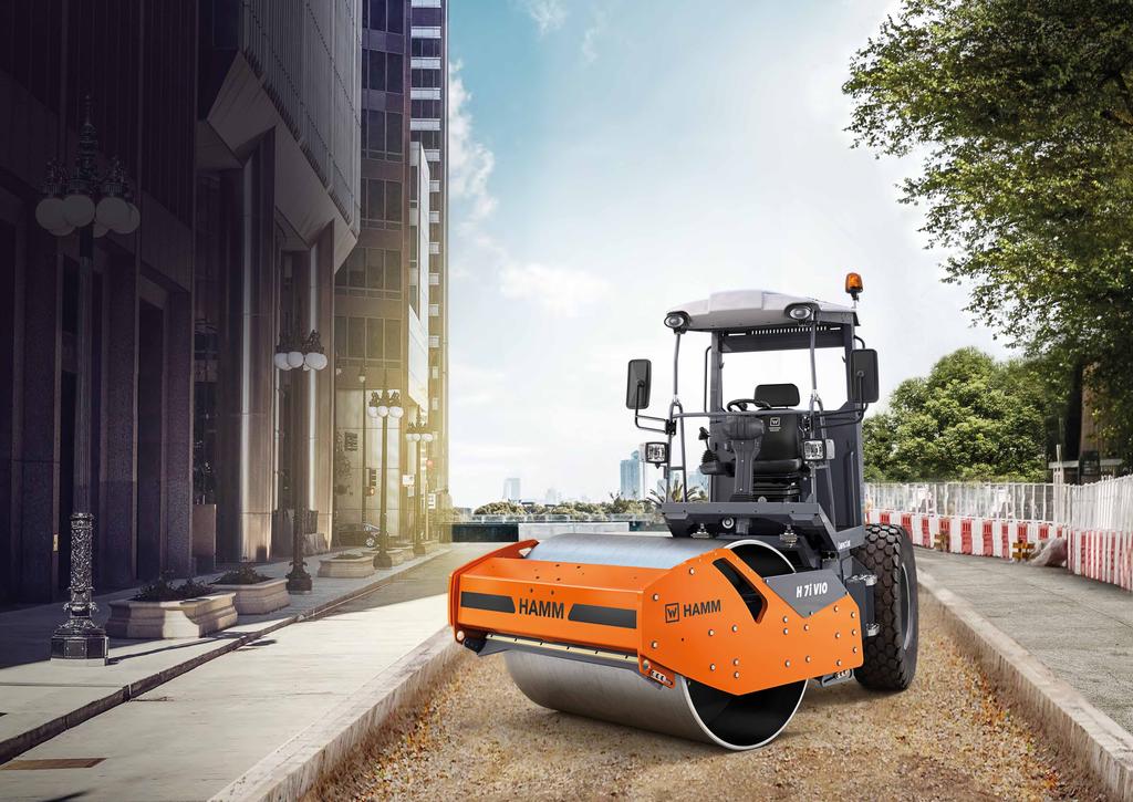 Applications 15 Specialist for tricky tasks With their compact design and short wheelbase, the HAMM H CompactLine compactors are perfect for cramped construction sites.