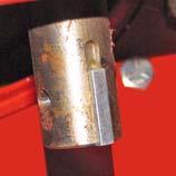 section. Align mounting holes of top shaft of the lower gearbox and internal power shaft u-joint.