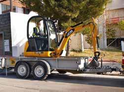 9 The 8018 CTS has excellent load hold capability, which means its excavator arm