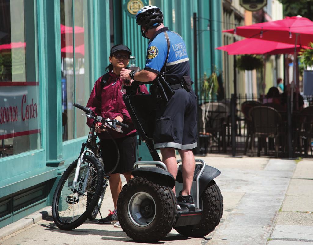 SEGWAY PT PATROLLER Adaptive and highly functional Segway s i2 SE and x2 SE Patrollers are valuable community policing
