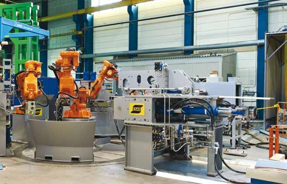 Robotic handling in combination with the PLC system ensure correct positioning of the link throughout the production process for fully automatic operation.