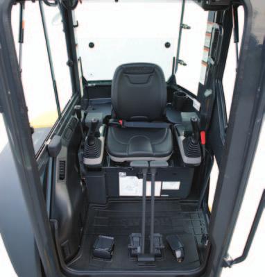 operator with ample leg room Folding travel pedals Upper rail
