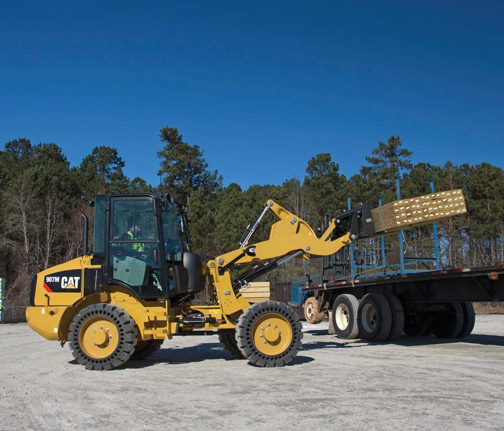 Parallel Lift Loader Linkage Cat Optimized Z-bar Loader delivers enhanced visibility with maximum productivity.