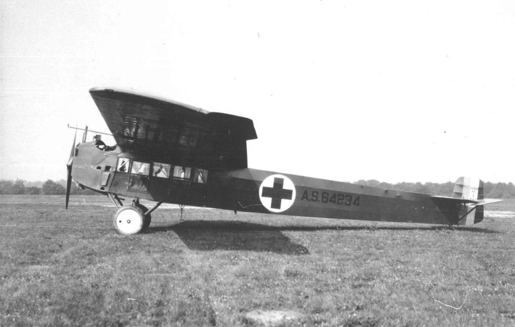 A-2 Fokker span: 79'8", 24.28 m length: 49'1", 14.96 m engines: 1 Liberty 12A max. speed: 101 mph, 163 km/h (Source: USAF via 10af.