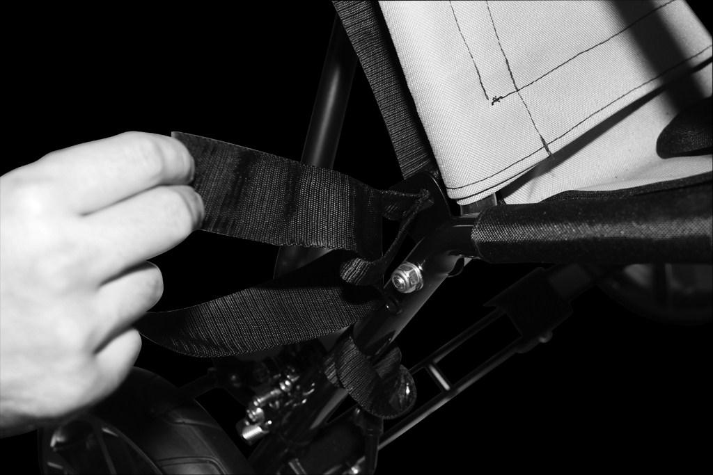 5-point positioning belt COMFORT: Install -