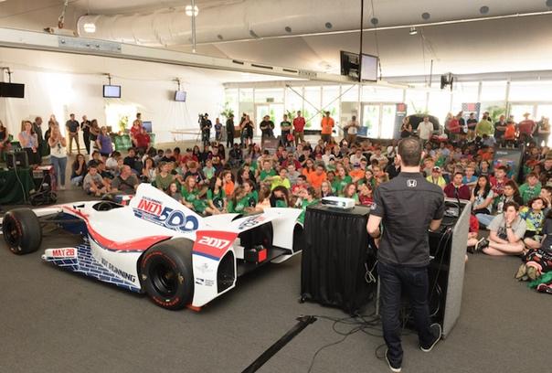 Motorsports STEM After six successful years of collegiate evgrand Prix, the organization began to turn its attention to a new, younger group of students.