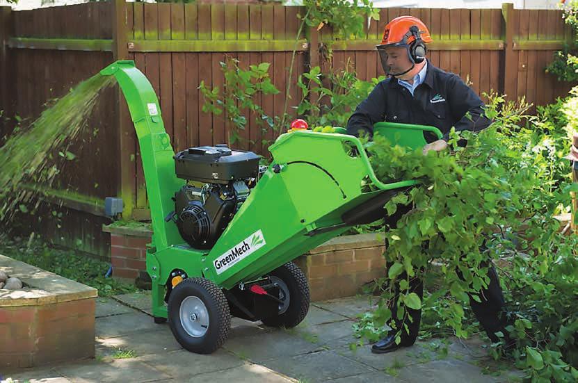 POWERFUL, EFFECTIVE & VALUE FOR MONEY GREENMECH CS100 CHIPPER SERIES Distributed by Toro Australia If on-the-spot chipping in confined spaces is what you are looking for then the GreenMech CS100 is