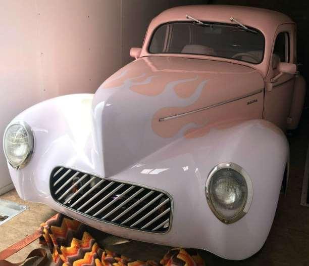 1940 Willys Street Rod professionally built, 350 chevy, 350 turbo transmission, Steel body with Fiberglass tilt front end, Mauve Ghost flames