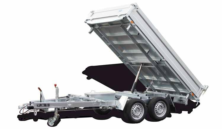 Our three-way tipper has been developed for the professional and industrial transport of goods such as gravel, sand and cuttings.