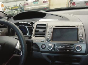 Honda Civic Mount Rosen Navigation into Dash Insert Rosen Navigation System Into Dash Be sure to engage