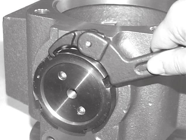 Assembly Procedures Pumps (continued) 13. For PVX-8/11/15 pumps, use an Allen wrench to tighten the thrust screw to the torque rates shown.