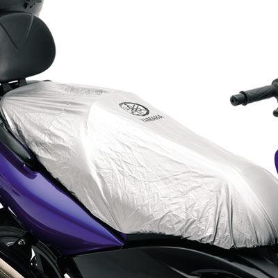 Protects your saddle against the elements Features the Yamaha logo