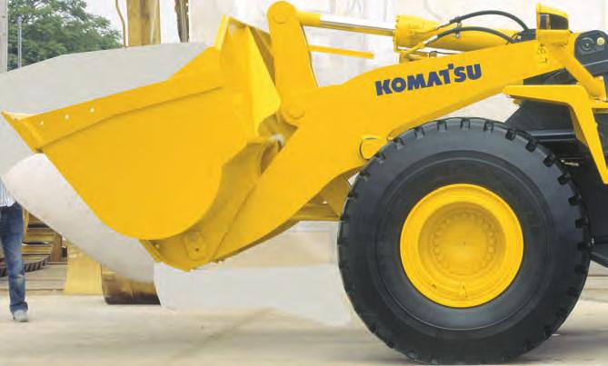 W HEEL L OADER WALK-AROUND Komatsu-integrated design offers the best value, reliability, and versatility. Hydraulics, powertrain, frame, and all other major components are engineered by Komatsu.