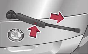 66 Lights and Visibility Wiper blades in proper condition are essential to obtain good visibility. Wiper blades should not be allowed to become dirtied by dust, insect remains and preserving wax.