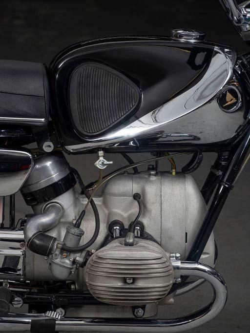 Note the Electra-style cylinder, head and valve cover.