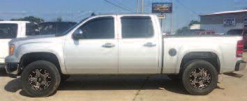 extended cab, 4x2, V-8, all power, air, 117,000 miles, 3200 will trade. 417-434-1950.