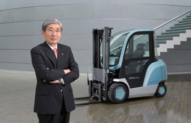 Tetsuro Toyoda President Hybrid Lift Truck new GENEO has earned high acclaim from many customers.